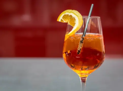 tragos-verano-2026-gin-vermut-cocteles-verano-1 cócteles verano