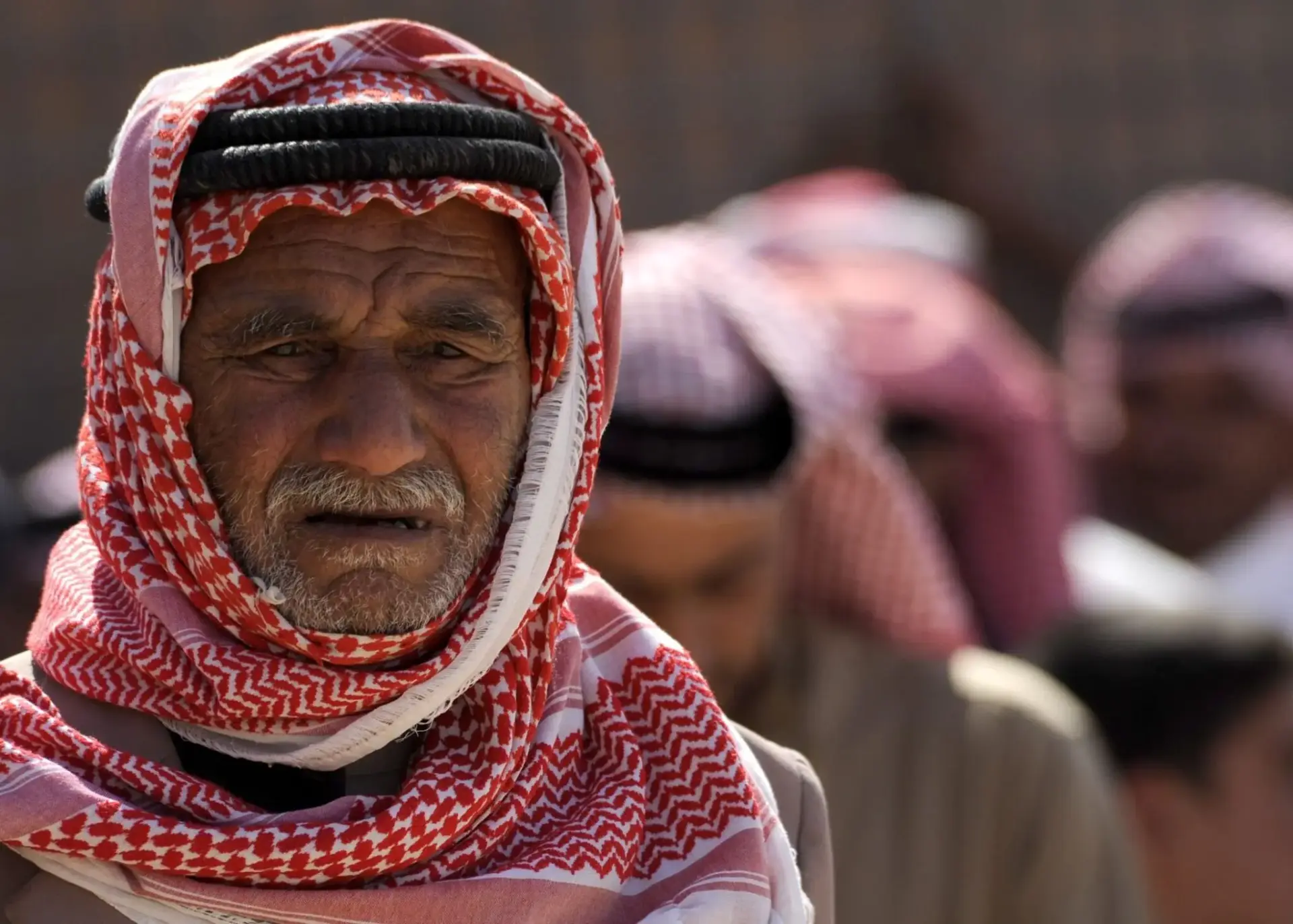 ultima-fabrica-kufiyas-palestinas-hirbaw-portada kufiya palestina Hirbawi