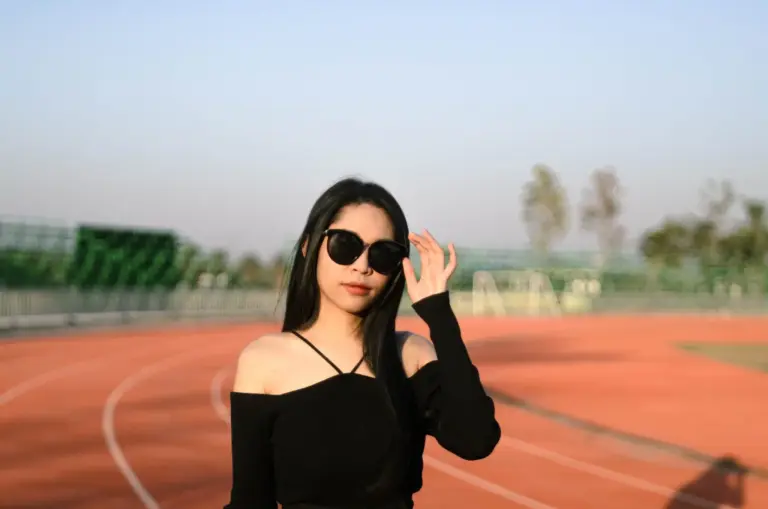 He encontrado el vestido de Adidas que arrasa en el Prime Day: negro, deportivo y solo 32 euros