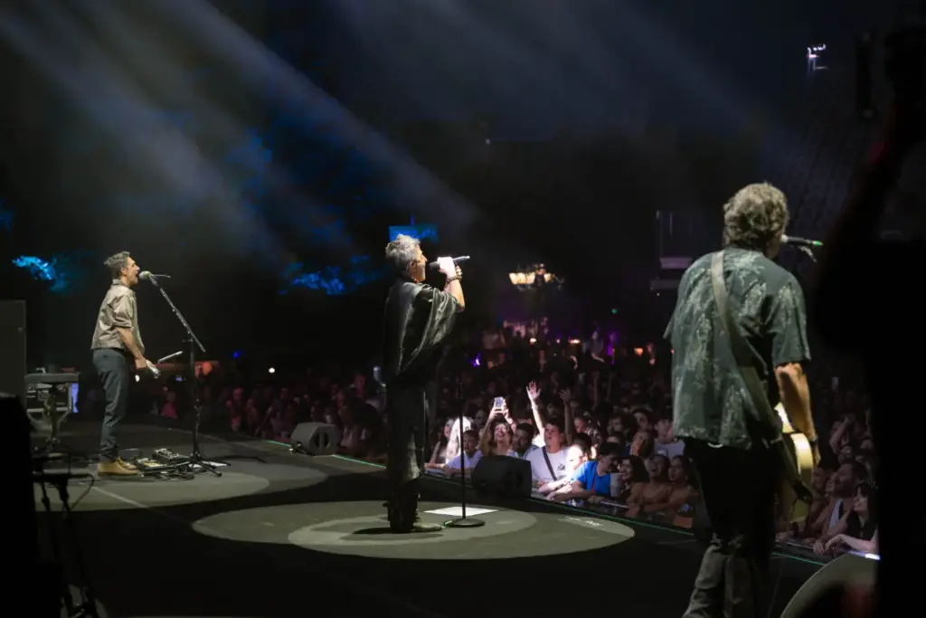 ¿Un festival o la previa del Mundial? El clamor de la diáspora argentina eleva a Babasónicos en Noches del Botánico 2 20260713 09065 Babasonicos @VegaHalen