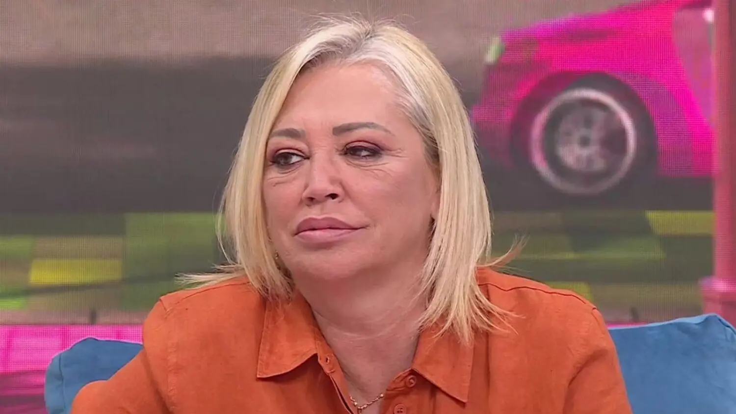 El motivo real por el que Belén Esteban huyó de Ambiciones con su hija en brazos y sin mirar atrás El motivo real por el que Belén Esteban huyó de Ambiciones con su hija en brazos y sin mirar atrás