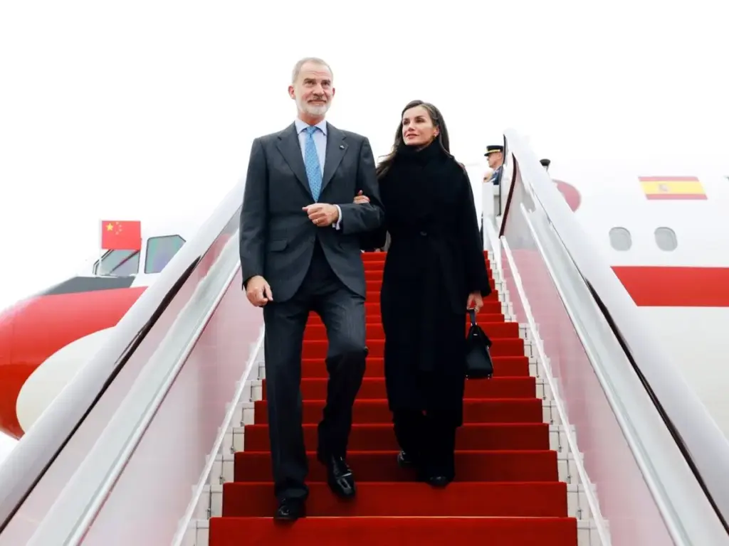 "La herida emocional permanece": ¿Qué ocultan Felipe VI y Letizia ante la presión psicológica? 1 "La herida emocional permanece": ¿Qué ocultan Felipe VI y Letizia ante la presión psicológica?