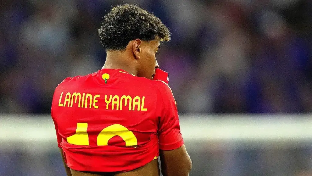 Lamine Yamal prepara una fiesta de cumpleaños monumental: ¡Te sorprenderás con la lista de invitados! 1 "La interacción entre ambos fue complicada": La curiosa historia detrás de la foto viral de Messi y Lamine Yamal vuelve a revivir antes de la final