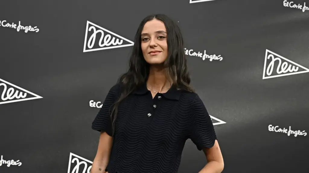 "Es muy buena niña, muy sencilla, muy humilde": Paz Padilla levanta críticas al defender a Victoria Federica 1 "No pertenece a la Familia Real": Una experta en protocolo desvela el verdadero estatus protocolario de Victoria Federica