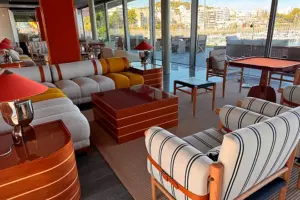 Abre al público el nuevo restaurante Azotea en Mallorca, del Club de Mar