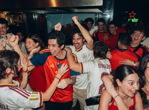 Aficionados de la Selección Española durante el partido del Mundial de fútbol 2026 entre España y Portugal Aficionados de la Selección Española durante el partido del Mundial de fútbol 2026 entre España y Portugal