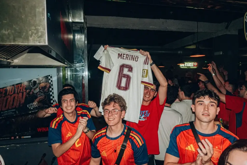 El partido del Mundial entre España y Bélgica se lo lleva todo por delante con multitud de daños colaterales 1 Aficionados de la Selección Española durante el partido entre España y Portugal del Mundial 2026