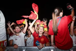 Aficionados de la selección española animando durante el Mundial 2026