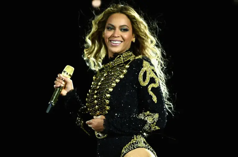 Destapan que el sobrino de Beyoncé, Julez Smith, agredió a una streamer y la apuntó con un rifle