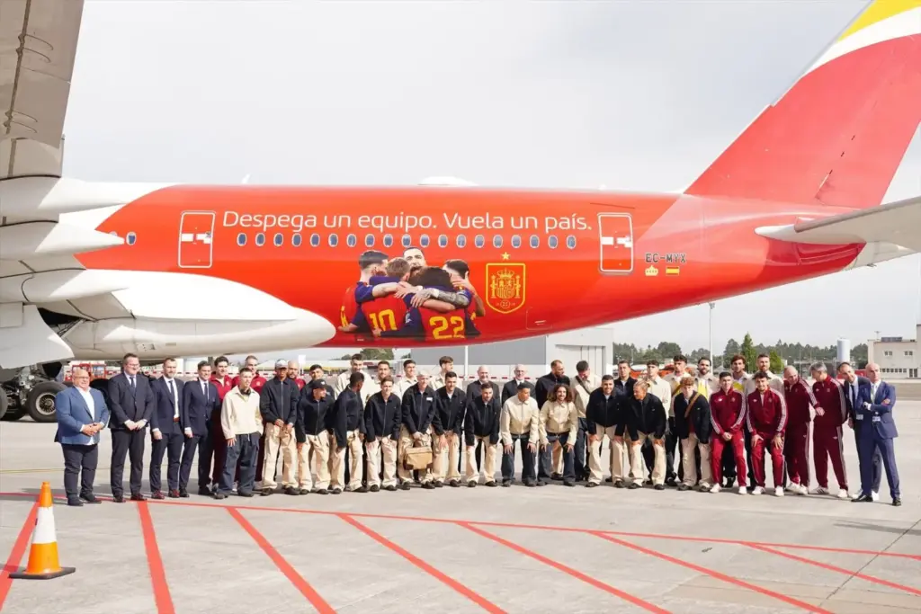 Los verdaderos beneficiados económicamente del Mundial de España son 41: ni jugadores, ni la RFEF, ni Luis de la Fuente 3 El avión de la selección española