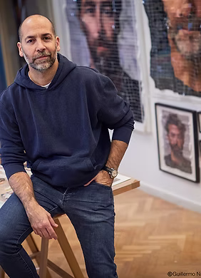 Germán Gómez pide a los jóvenes creadores no vincular el arte al éxito económico