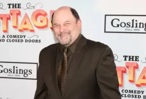 Courtney Stodden agradece a Jason Alexander su donación de 15.000 $ tras años de silencio