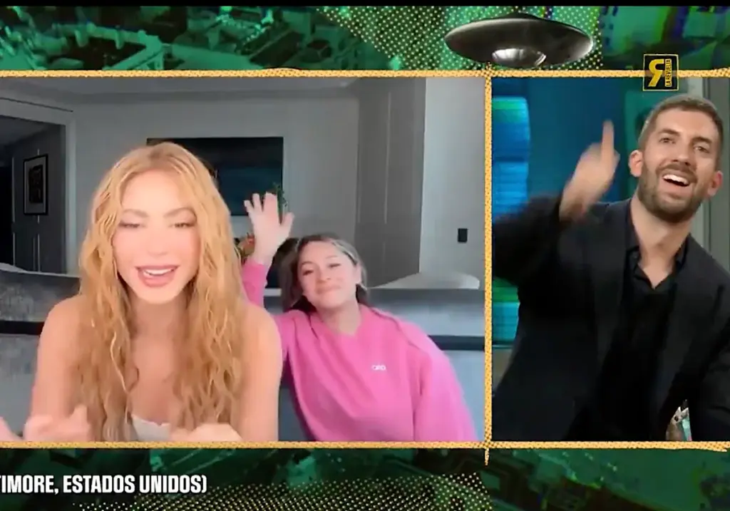 ¿Quién era? El momentazo de Shakira en 'La Revuelta' que nadie vio venir: "Ya colgué, colgué dos veces" 3 La inesperada interrupción telefónica y la cómica reacción en directo