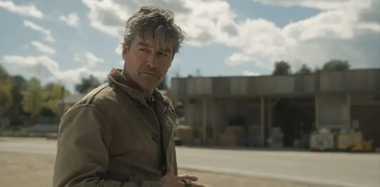 HBO presenta 'Lanterns', la serie de Green Lantern con Kyle Chandler y Aaron Pierre llega en agosto