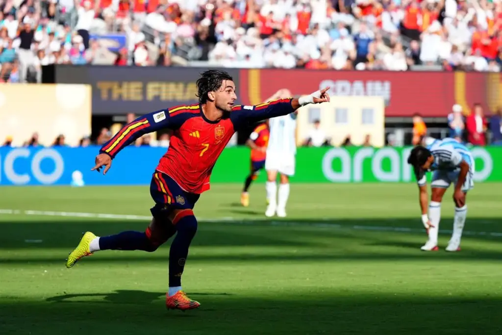 'Boyfriend material': El efecto halo de Ferran Torres por el que lo están considerando el 'soltero de oro' 3 Las diez razones que coronan a Ferran Torres como el soltero de oro