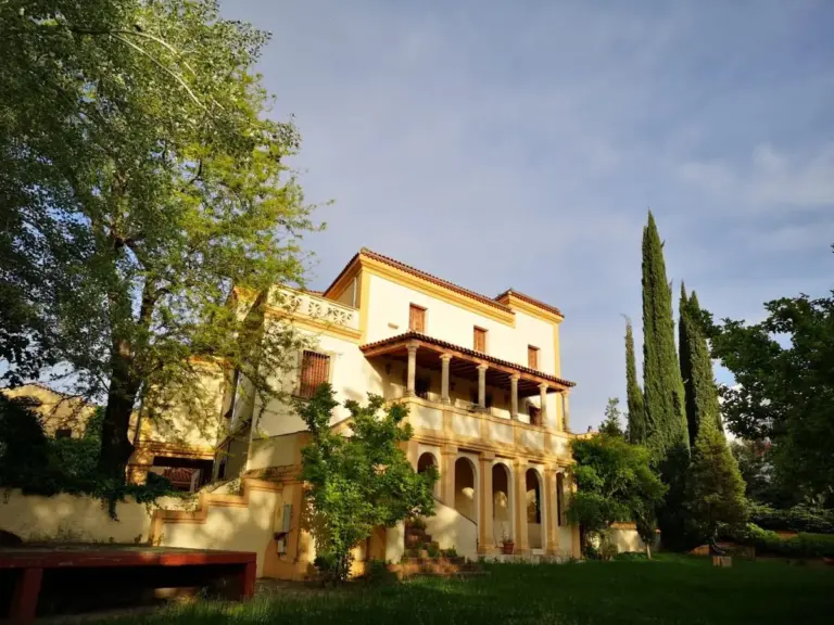 José Manuel Ciria transforma el Museo Casa Pedrilla de Cáceres con 'Memoria y ceniza': una exposición única en Cáceres