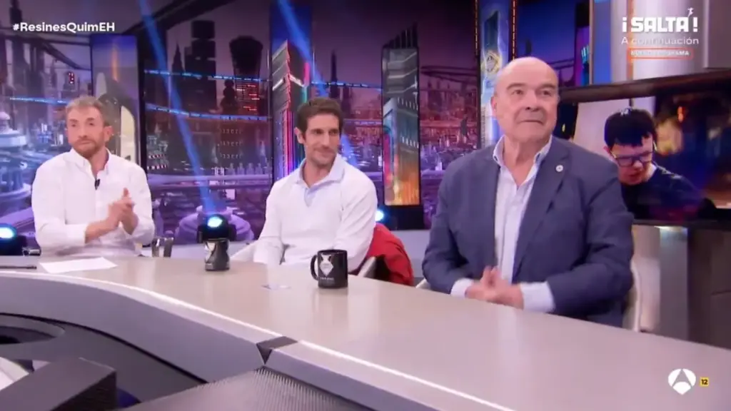 "Ha sido duro": La inesperada confesión de Quim Gutiérrez sobre su convivencia con Antonio Resines, ¡y en su cara! 3 Quim Gutiérrez se sincera sobre la convivencia diaria con el veterano actor