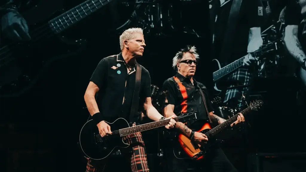 Del 'mosh pit' de Taylor Swift al pandemonio de 'Puto': Molotov y The Offspring incendian el Río Babel 2 The Offspring en vivo. Promocional