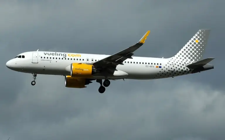 Vuelos directos de Granada a Bilbao y Valencia: Vueling gana el concurso y las rutas despegan en 2026