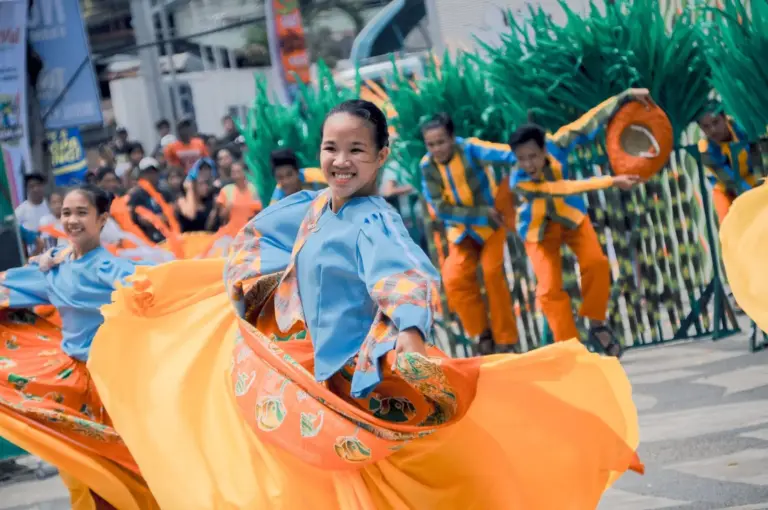 Budots: el ritmo callejero de Filipinas que ha conquistado TikTok (y Olivia Rodrigo)