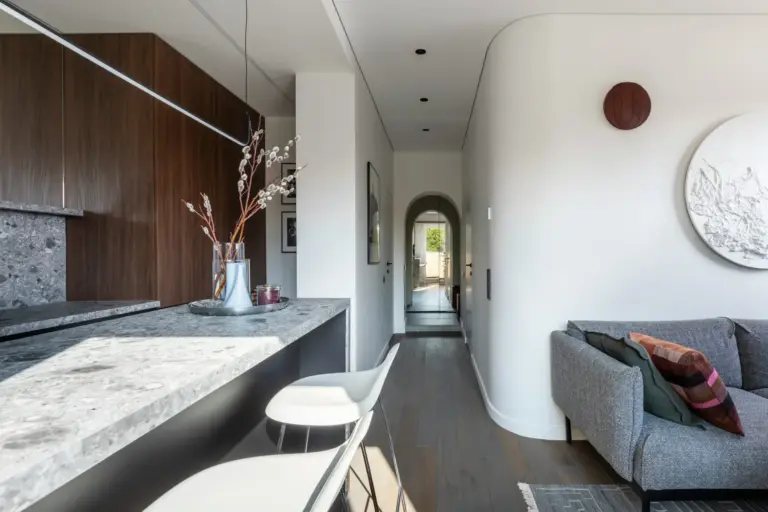 Errores de cocina abierta: los tres fallos más comunes según arquitectos, y cómo evitarlos