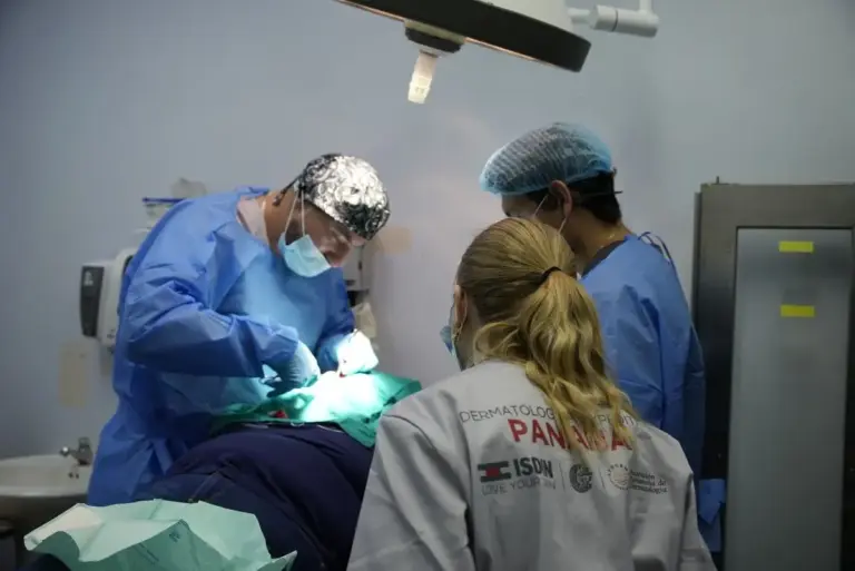 ISDIN consolida sus expediciones dermatológicas a Panamá para combatir el cáncer de piel entre las personas con albinismo