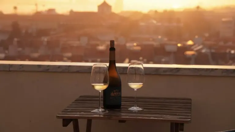 La gran fiesta del vino de Requena llega a L'Umbracle de Valencia: más de 40 bodegas y entrada gratis
