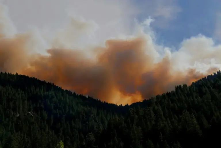 El incendio de La Peña en Huesca sigue fuera de control: 5.700 hectáreas quemadas y 577 evacuados