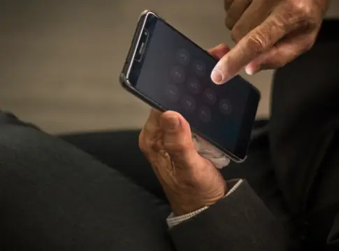 Desactiva esta opción de WhatsApp ahora mismo para evitar que vacíen tu cuenta bancaria Desactiva esta opción de WhatsApp ahora mismo para evitar que vacíen tu cuenta bancaria