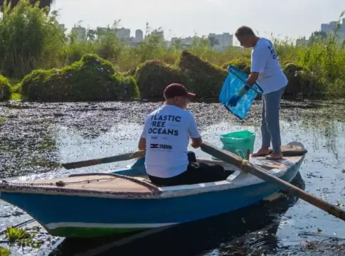 plásticos del río Nilo Imagen de la recogida