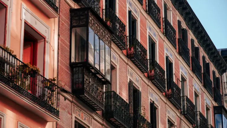Rehabilitación de viviendas vacías en Madrid: hasta 45.000 euros por piso para alquiler asequible