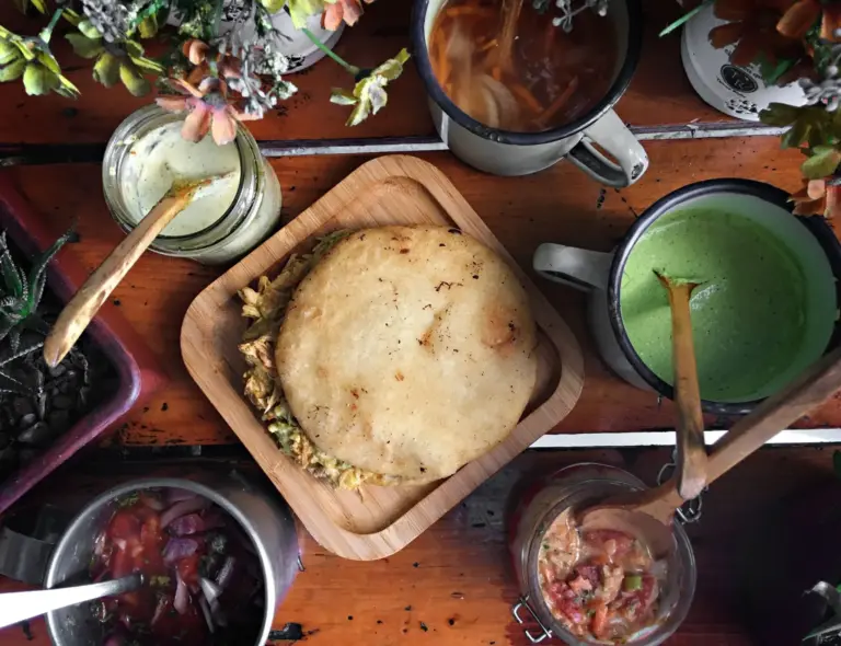 Abre en Alcalá de Henares Duguis, el restaurante venezolano que arrasa con sus arepas y tequeños