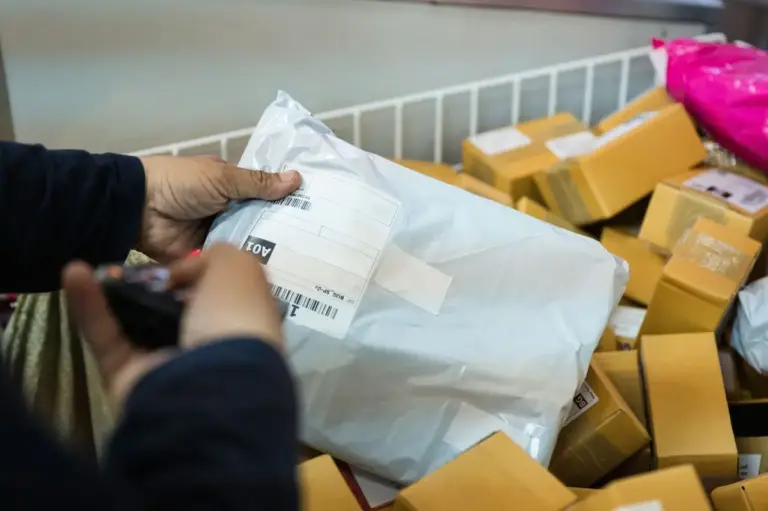 La tasa Shein de 3 euros: la UE encarece los paquetes de China y suben los precios en España