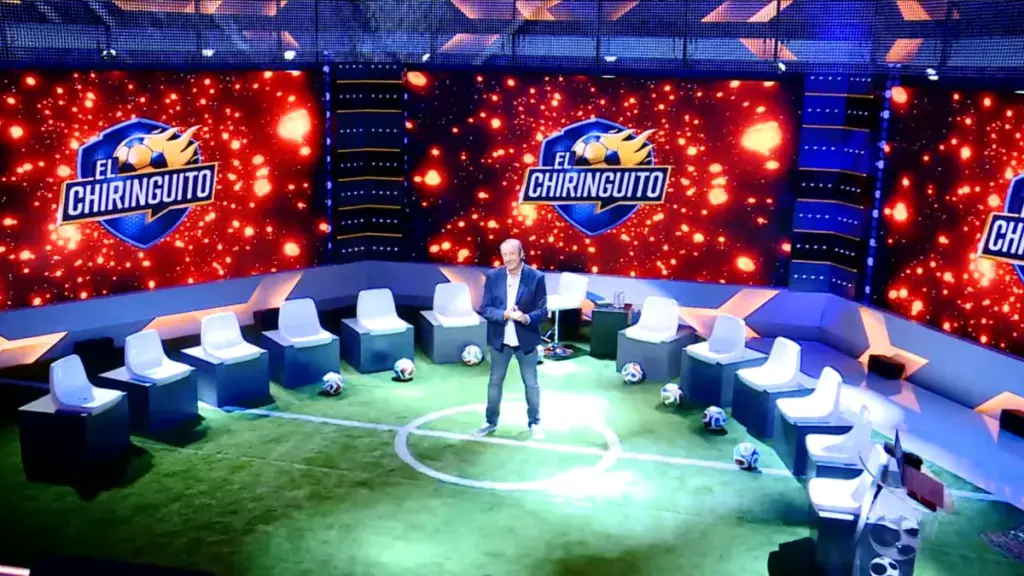 Josep Pedrerol se estrella con El Chiringuito de Mediaset: "Buscan inversores por Twitter con un correo de Gmail" 2 "Sin ninguna gracia": 'El Chiringuito' debuta en Mediaset y la audiencia ha sido implacable con su veredicto
