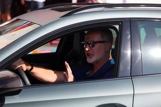 Solo él puede darte el gusto: el costosísimo coche que ha comprado el rey Felipe VI para pasear en Mallorca, pero ¿con quién? 3 Un coche español con producción muy limitada