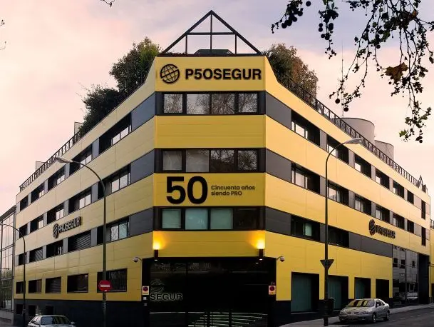 Edificio de Prosegur Prosegur aumenta su beneficio neto.