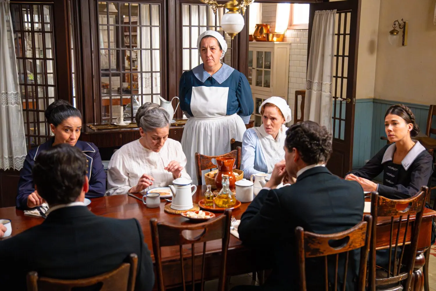 El caos en las cocinas y el desconcertante cambio de actitud de Petra | Fuente: RTVE El caos en las cocinas y el desconcertante cambio de actitud de Petra