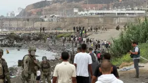Felipe VI queda al margen de la gestión de la crisis de Ceuta
