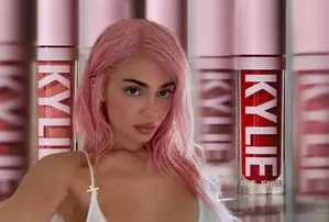 Kylie Jenner vientres de alquiler: el 'lujo' que incendia las redes