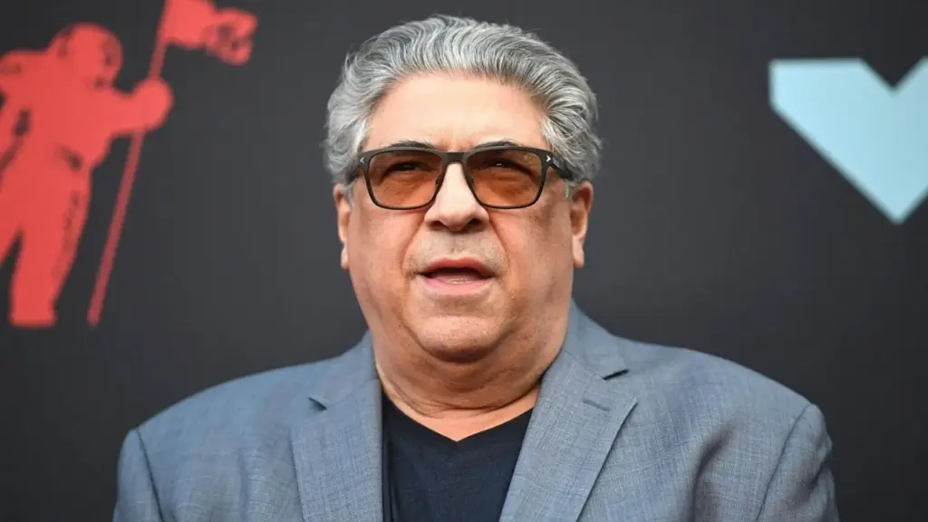 El repentino fallecimiento de Vincent Pastore y las condiciones de su hallazgo sacuden al mundo de la televisión y el entretenimiento 1 Los primeros pasos en la industria audiovisual antes del éxito mundial de Vincent Pastore