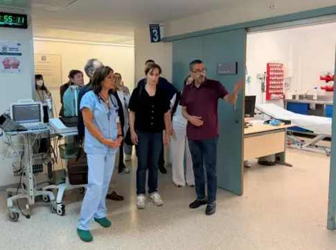 Mónica García, durante su visita al Hospital de Ceuta del Ingesa Foto del Ministerio de Sanidad Mónica García, durante su visita al Hospital de Ceuta del Ingesa | Foto del Ministerio de Sanidad