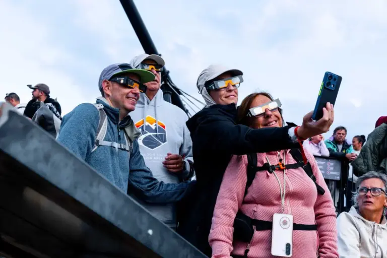 Ordino Arcalís reunió a más de 250 personas a 2.700 metros de altitud con motivo del eclipse solar