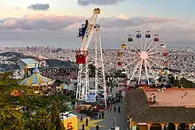 La playa del Tibidabo: el plan gratis para refrescarse a 500 metros de altura con vistas a toda Barcelona