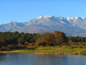 Gredos esconde el hotel que los madrileños agotan cada fin de semana de agosto