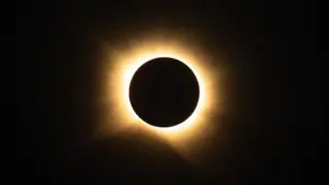 Vista del eclipse solar total, a 12 de agosto de 2026, en San Millán de los Caballeros, León