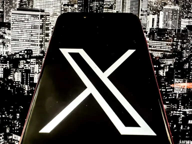 Cómo funciona el algoritmo de X: las respuestas pesan más que los likes
