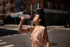 Reducir la jornada laboral ante una ola de calor: la norma ya está en vigor y estos son tus derechos