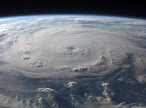 catastrofes-naturales-como-enfrentarlas-portada ¿Cuáles son las catástrofes naturales y cómo enfrentarla?