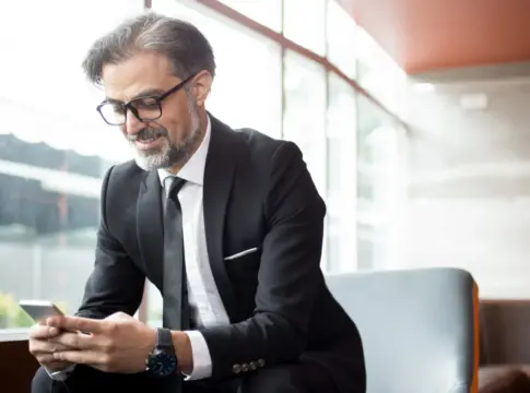 INCIBE avisa a los usuarios de WhatsApp: la nueva técnica que roba el control de tu cuenta sin que lo notes INCIBE avisa a los usuarios de WhatsApp: la nueva técnica que roba el control de tu cuenta sin que lo notes