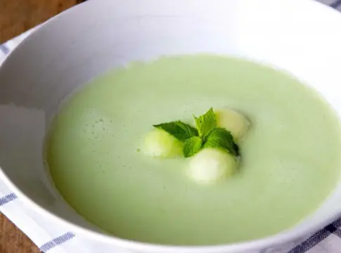 La crema fría de melón es el truco de los restaurantes para sobrevivir al calor La crema fría de melón es el truco de los restaurantes para sobrevivir al calor